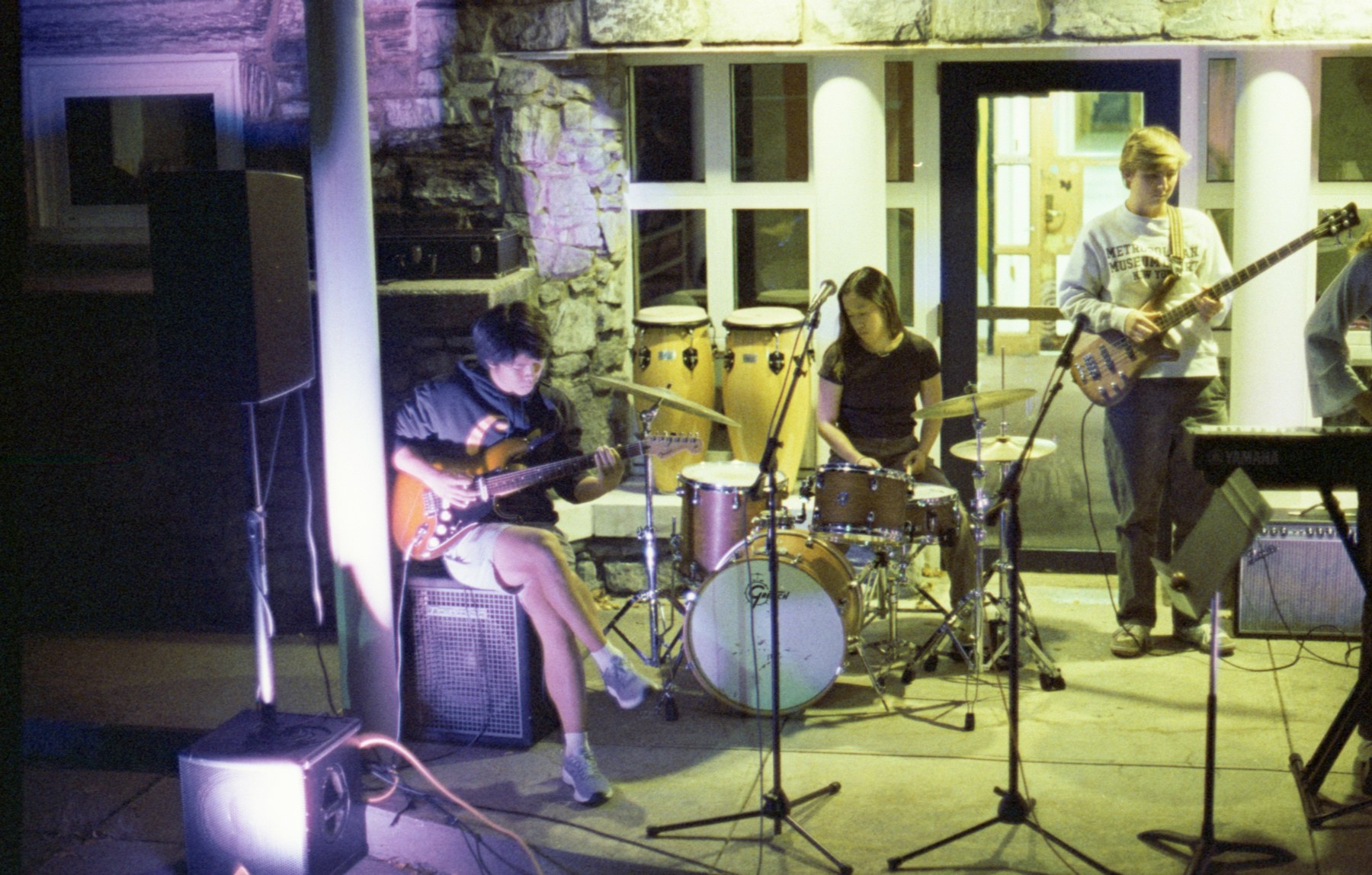 Musikalisches Erlebnis „Band-für-einen-Tag RockStar Experience · 4 Stunden“ bei der 80/20 Music School